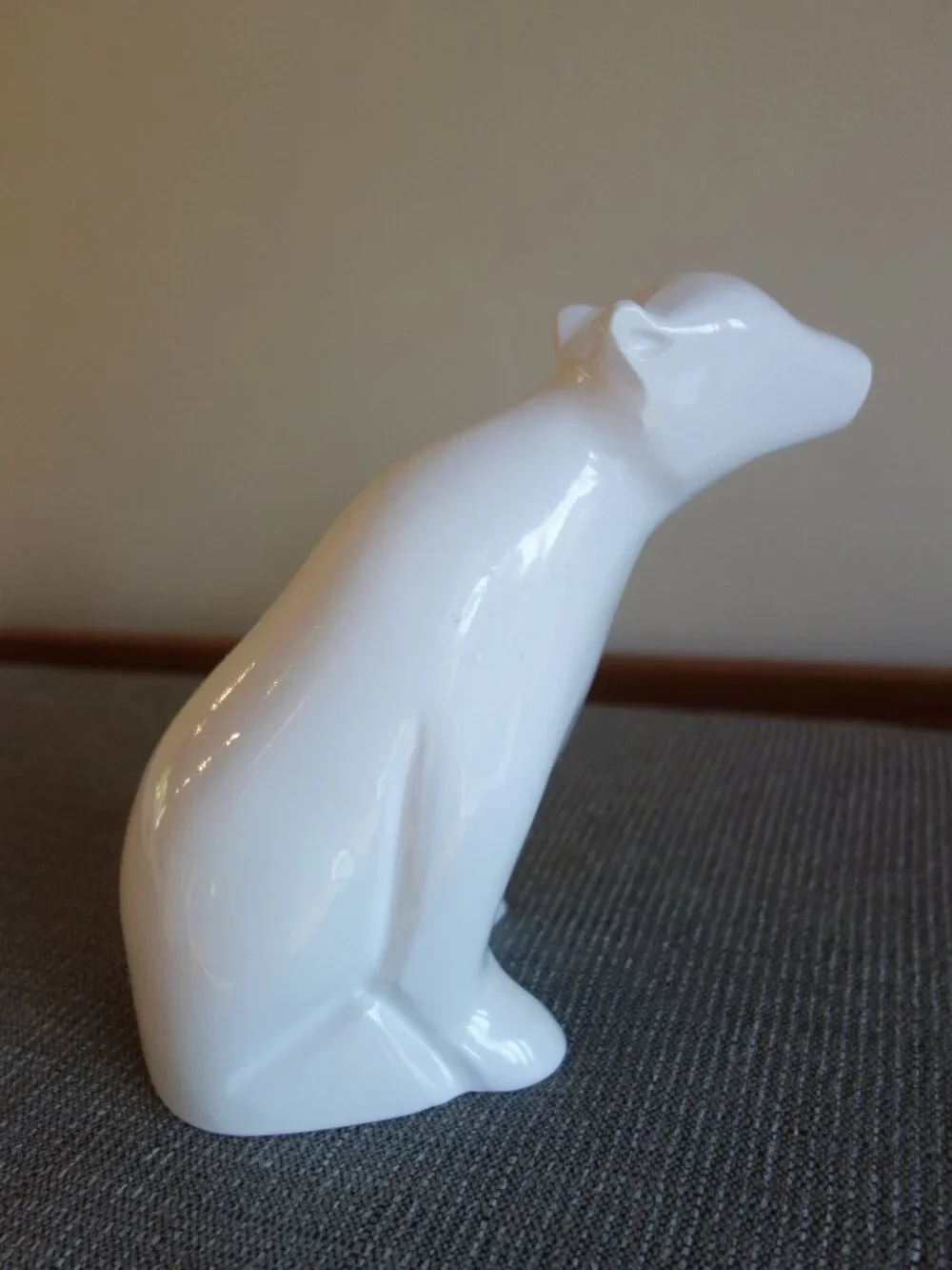 Vintage White Ceramic Polar Bear Figurine – approx.. 7.5” high